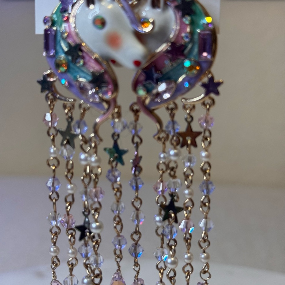 Betsey Johnson Iridescent Unicorn Heart Chandelier Earrings - Picture 2 of 3